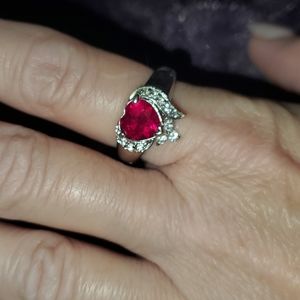 Ruby red stone heart ring